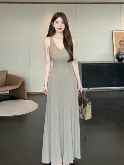 Đầm ba lỗ cổ tim xoè - MÃ SP: DA253