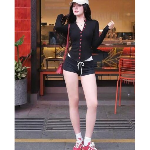 Áo Tay Dài Kiểu Cài Cúc Vai Bầu Tôn Dáng AL001 - Gân Tăm Lạnh Dày Dặn - Đen/Trắng/Đỏ/Xám - Size S/M/L - Women, Nữ - Hình ảnh 2