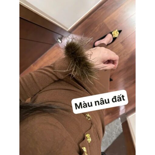 Bộ Áo Cài Cúc Tay Dài Phối Lông Cổ Tròn Mix Chân Váy Dài Nhún Một Bên Hông SO039 Chemstore - Hình ảnh 7